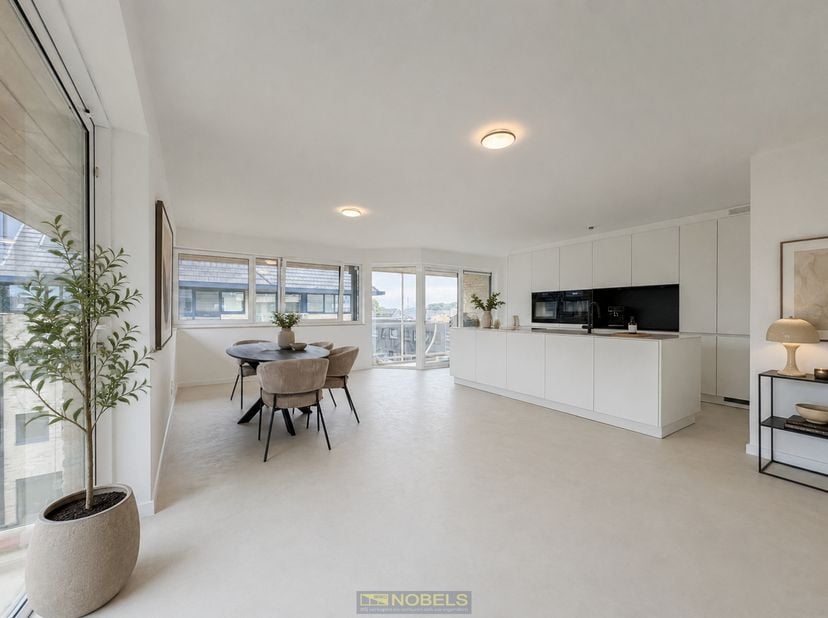 HEDENDAAGS APPARTEMENT met een INSTAPKLAAR EN LICHTRIJK INTERIEUR, PRIVATIEVE GARAGE en KELDERBERGING. IDEALE OPBRENGSTEIGENDOM of STARTERSEIGENDOM do