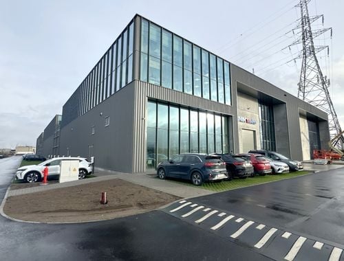                                         Kantoor te huur in Zwijndrecht, € 7.800

