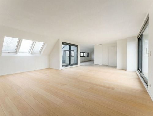                                         Penthouse te koop in Waregem, € 525.000
