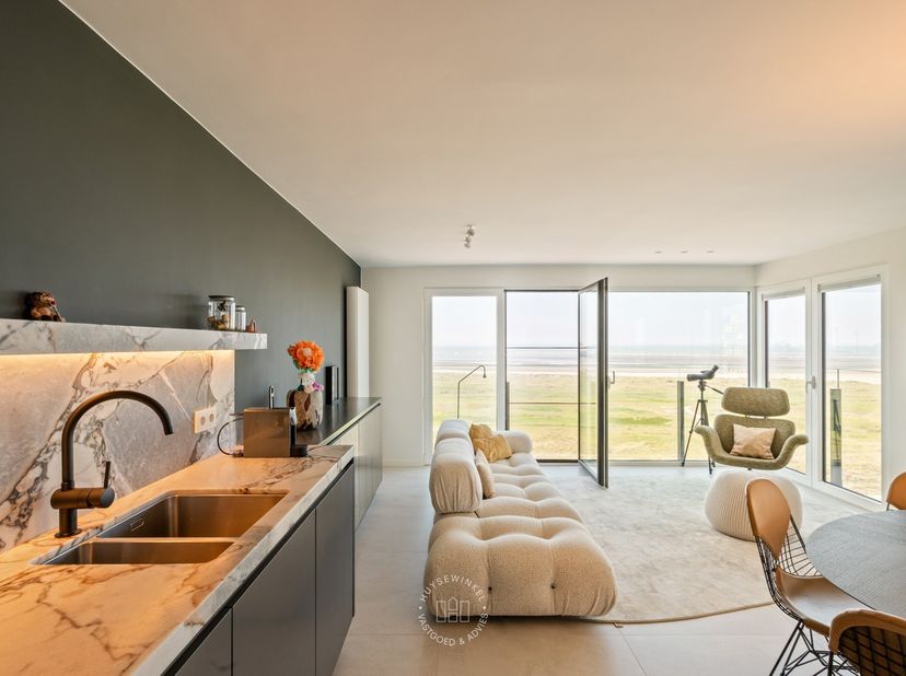 Appartement te koop in de Maerestraat 4 bus 61,
                    8301 Heist