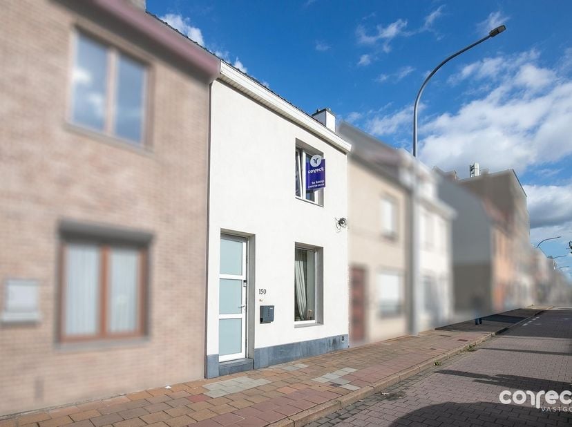 Huis te koop in Torhoutse Steenweg 150,
                    8200 Sint-Andries
