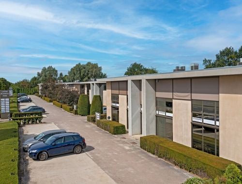                                         Kantoorruimte te huur in Sint-Martens-Latem, € 1.552
