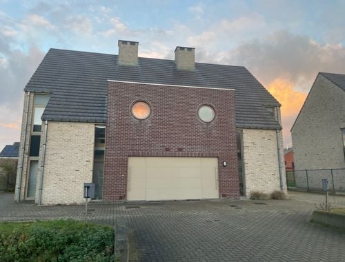                                         Maison à louer à Lochristi, € 1.250
