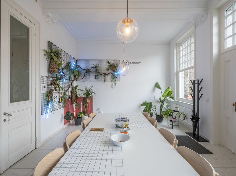 Quares - TREVI Groep presenteert dit unieke pand op een absolute toplocatie in Mechelen. <br />
Gelegen aan de Dijle, op wandelafstand van de Vismarkt