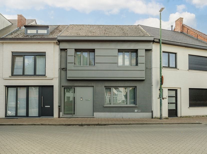 Huis te koop in Kerkstraat 37,
                    2290 Vorselaar