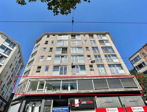                                         Complexe de bureaux à louer à Antwerpen, € 1.200
