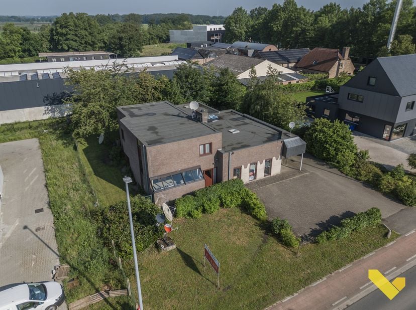 Bien professionnel à vendre
                    à 2200 Noorderwijk
