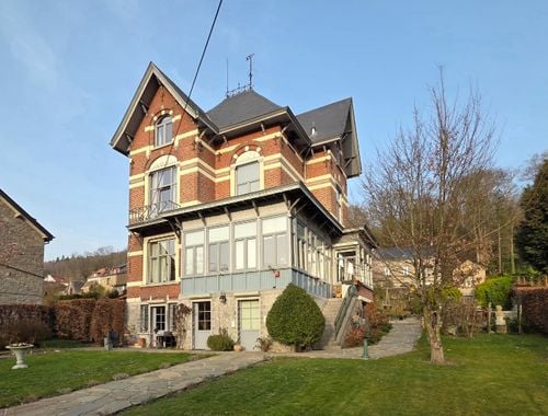                                         Villa à vendre à Yvoir, € 520.000
