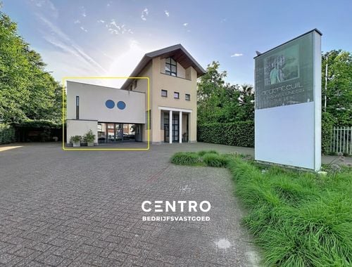                             Rez-de-chaussée commercial à louer à Roeselare
