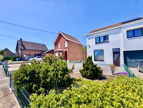                                         Woning te koop in Zelzate, € 254.000
