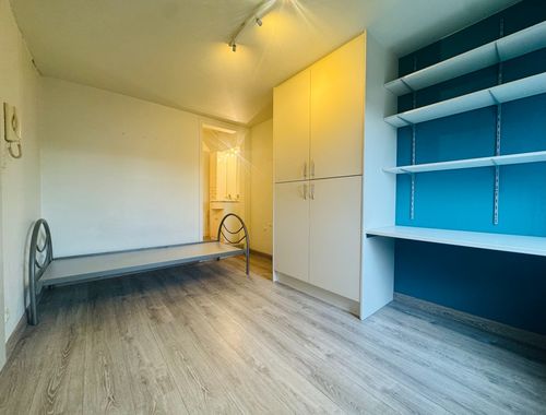                                         Kot-Kamer te huur in Kortrijk, € 350
