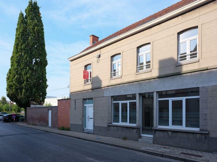 Huis te koop in Nederweg 72,
                    8870 Izegem