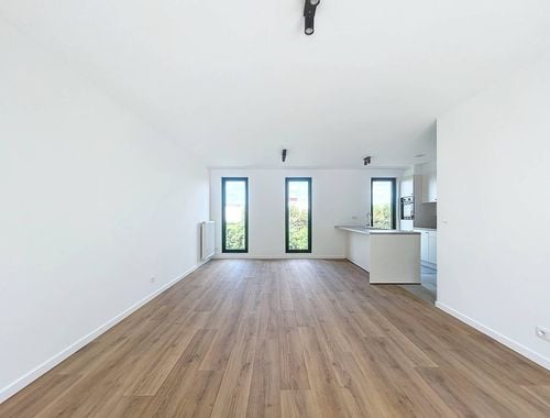                                         Appartement à louer à Harelbeke, € 845
