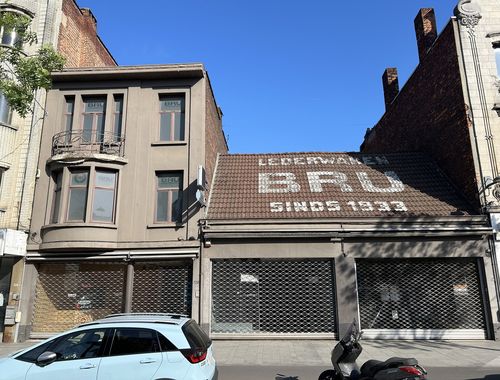                                         Autre à vendre à Merksem, € 1.100.000

