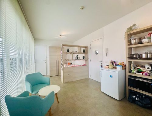                                         Kot-Kamer te huur in Kortrijk, € 450
