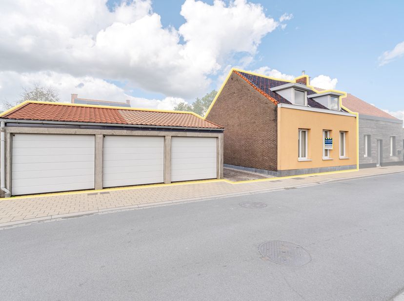 Huis te koop in ,
                    8520 Kuurne