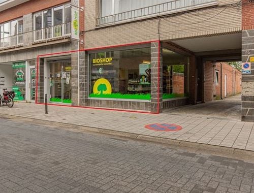                                         Bien commercial à vendre à Bornem, € 295.000
