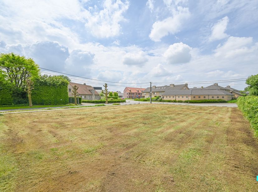 Terrain à vendre
                    à 8790 Waregem
