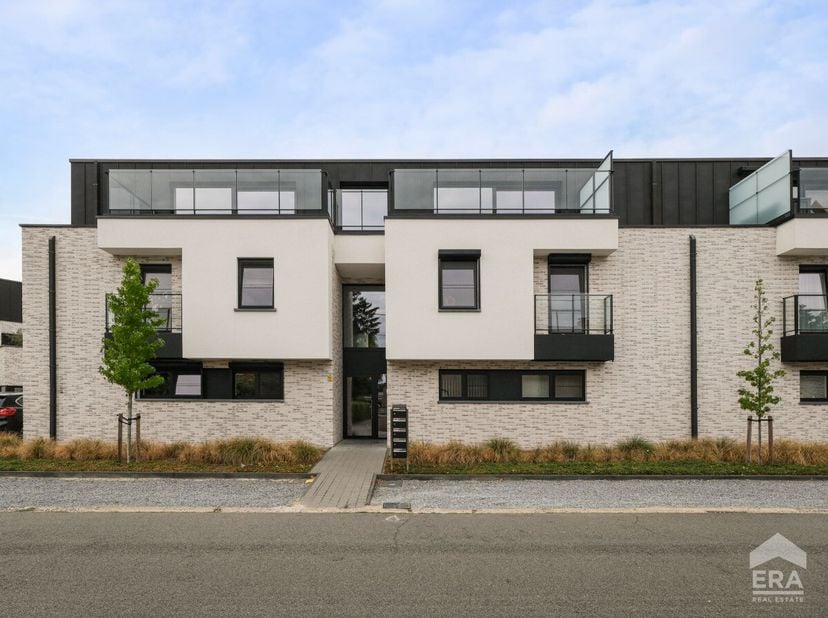 Appartement te koop
                    in 3930 Hamont