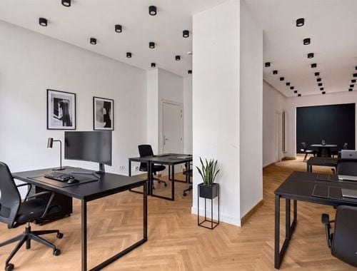                                         Rez-de-chaussée commercial à vendre à Antwerpen, € 205.000
