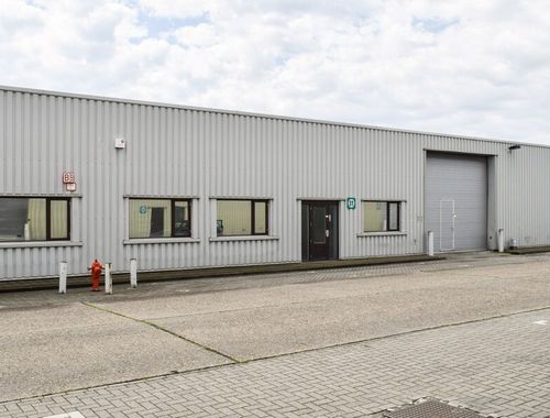                                         Bâtiment d’entreprise à louer à Westmalle, € 2.100
