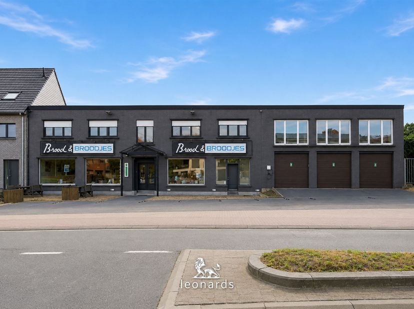 Huis te koop in Ingooigemplaats 51,
                    8570 Anzegem