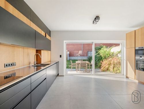                                         Woning te koop in Moeskroen, € 479.000
