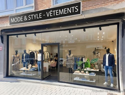                                         Handelsgelijkvloers te koop in Etterbeek, € 248.000
