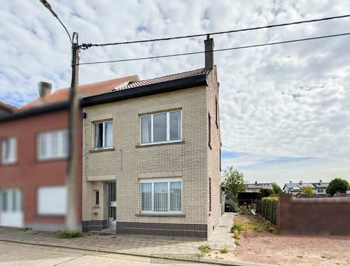                                         Maison à vendre à Denderleeuw, € 175.000
