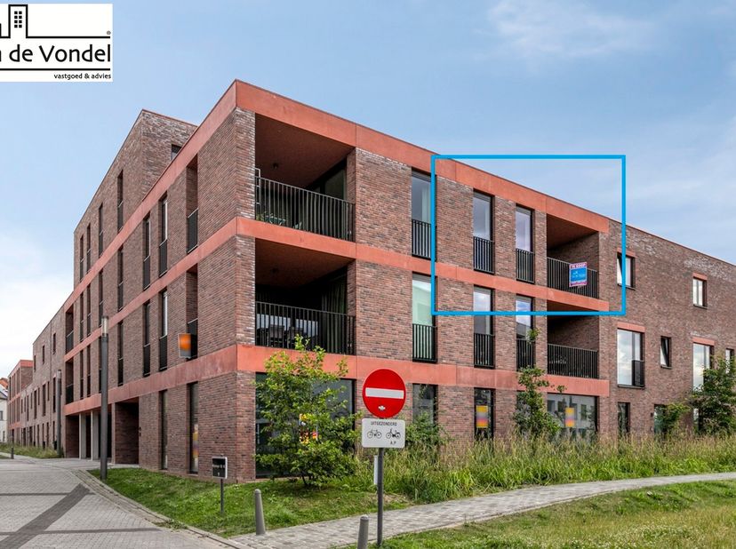 In Residentie Pier Kornel, aan de rand van Aalst, bevindt zich dit prachtig afgewerkte nieuwbouwappartement. <br />
Het appartement combineert hedenda