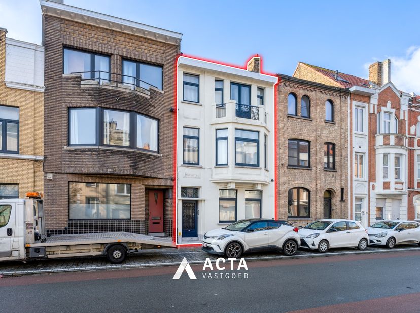 Huis te koop in Frère-Orbanstraat,
                    8400 Oostende
