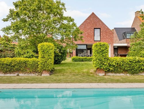                                        Maison à vendre à Moorslede, € 995.000
