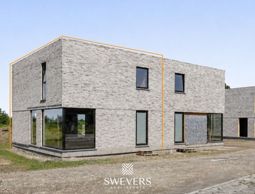                                         Maison à vendre à Nieuwerkerken, € 379.000
