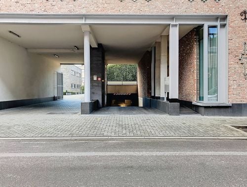                                         Staanplaats te huur in Sint-Niklaas, € 70
