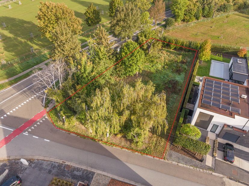 Grond te koop in Nerumstraat 1,
                    3800 Sint-Truiden
