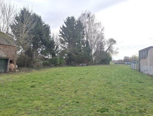                                         Hoeve te koop in Berlare, € 340.000
