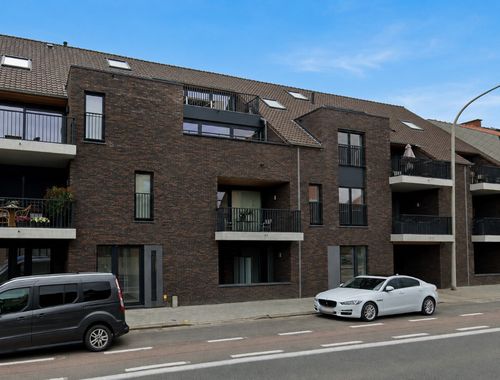                                         Duplex à louer à Ieper, € 755
