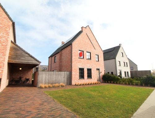                                         Maison à louer à Izegem, € 1.450
