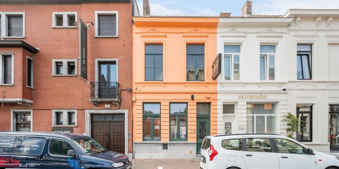 Bien professionnel à vendre à Sint-Alfonsusstraat 34, 8800 Roeselare