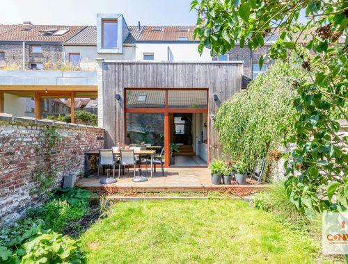                                         Woning te koop in Sint-Amandsberg, € 520.000
