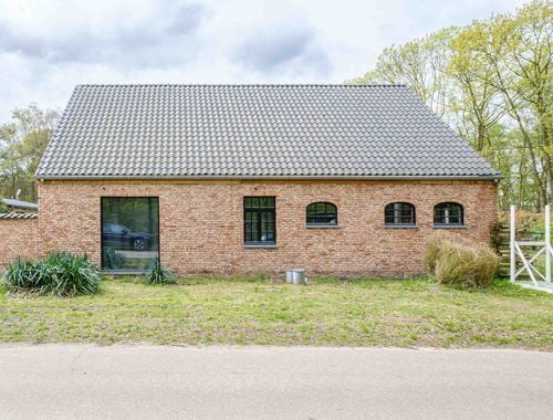                                         Maison à vendre à Olen, € 450.000
