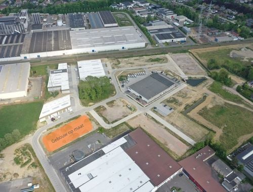                             Bedrijfsgebouw te koop in Roeselare
