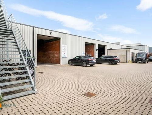                                         Magazijn zonder bureel te huur in Heist-op-den-Berg, € 975
