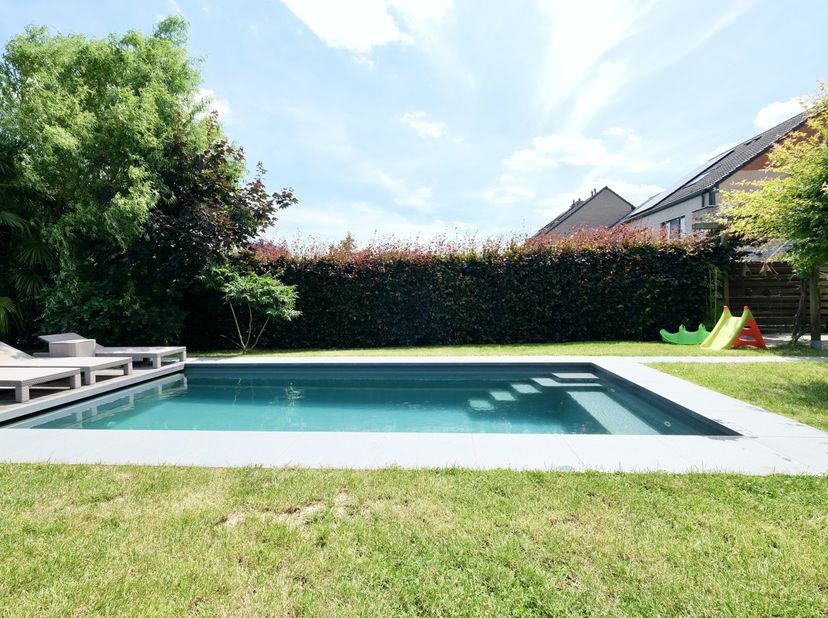 GROOT-BIJGAARDEN - REF : 7763376<br />
<br />
Gelegen in een rustige straat in een private woonwijk, op een boogscheut van zowel de stad als het platt