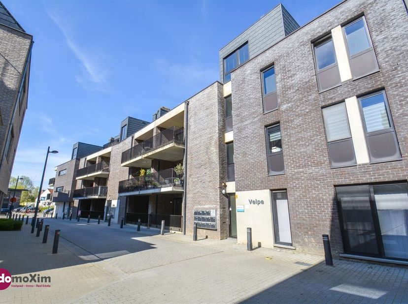 Spacieux appartement de 2 chambres au rez-de-chaussée à Halen<br />
Dans un excellent emplacement à Begijnhofplein 5, vous découvrirez ce bel appartem