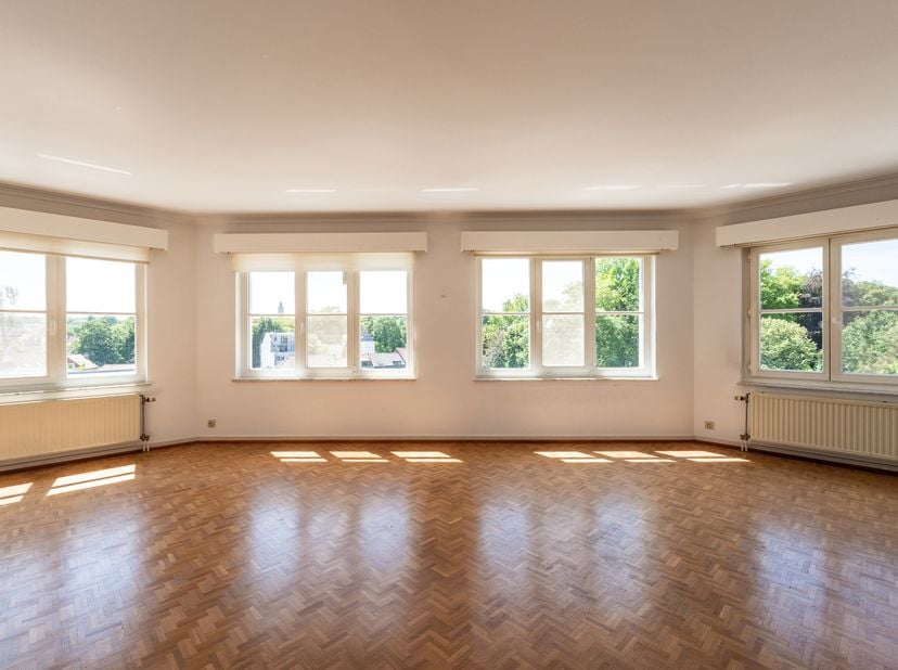 Appartement te koop in Place Saint-Lambert 22,
                    1200 Sint-Lambrechts-Woluwe