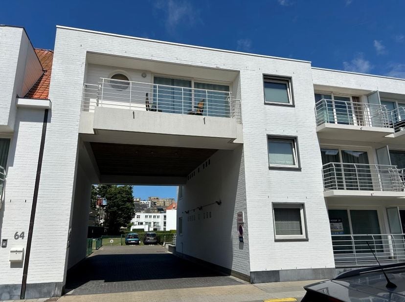Garage à vendre
                    à 8370 Blankenberge