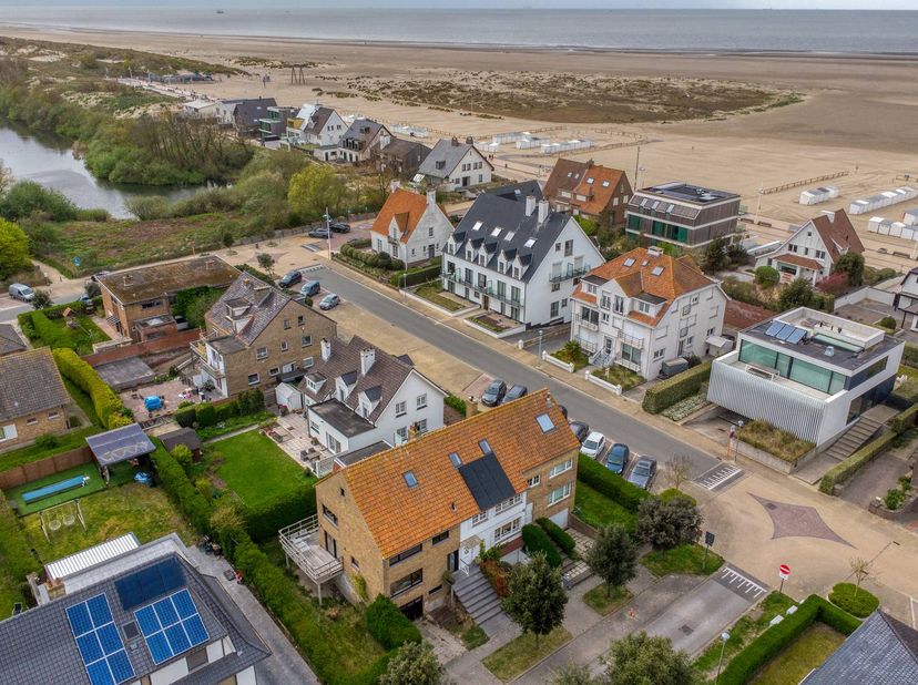 Maison prête à emménager dans un emplacement privilégié dans le quartier balnéaire de Zeebrugge à vendre. Vous recherchez une opportunité unique d'acq