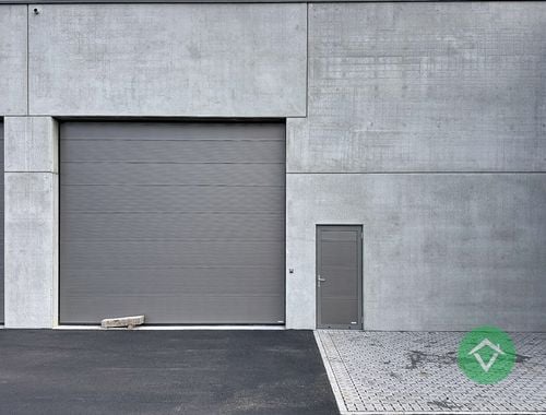                                         Entrepôt à vendre à Aartrijke, € 374.755
