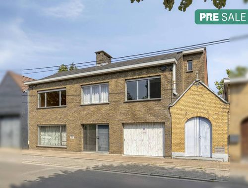                                         Maison à vendre à Roeselare, € 199.000
